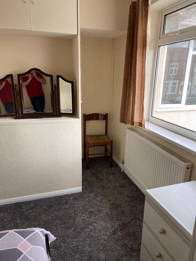 Spacious, Sleeps 17, 3 Bathrooms, Parking, Mansfield Exteriér fotografie
