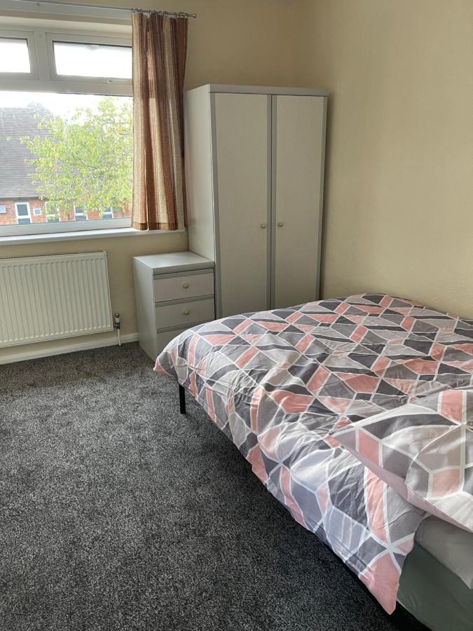 Spacious, Sleeps 17, 3 Bathrooms, Parking, Mansfield Exteriér fotografie