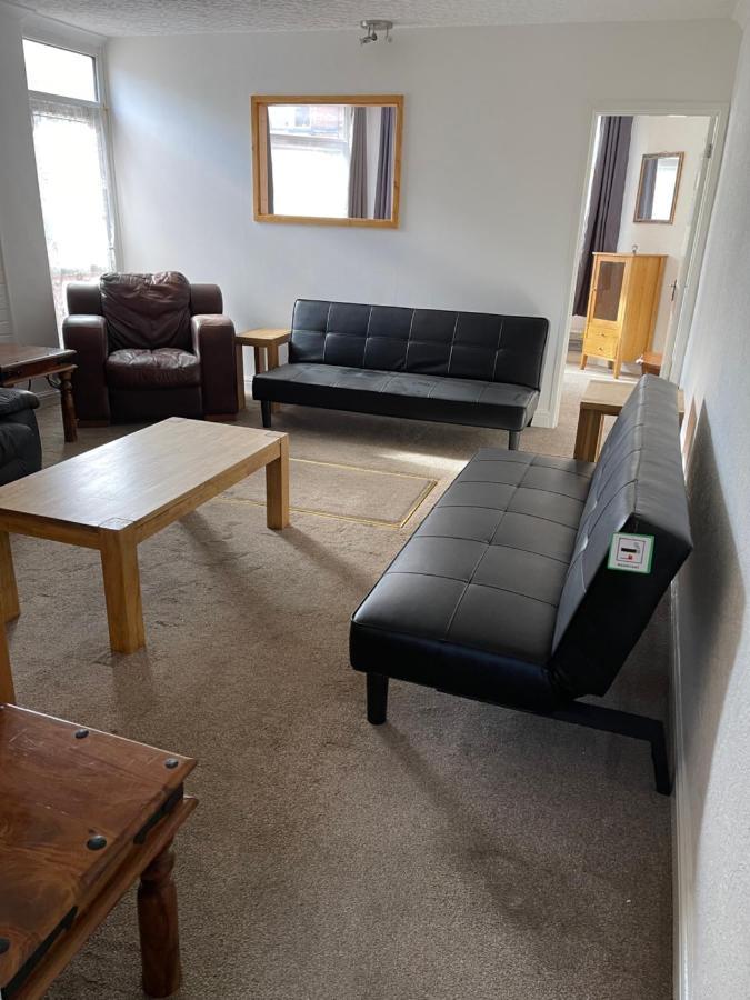 Spacious, Sleeps 17, 3 Bathrooms, Parking, Mansfield Exteriér fotografie