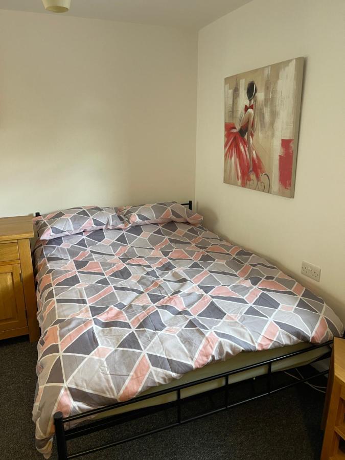 Spacious, Sleeps 17, 3 Bathrooms, Parking, Mansfield Exteriér fotografie