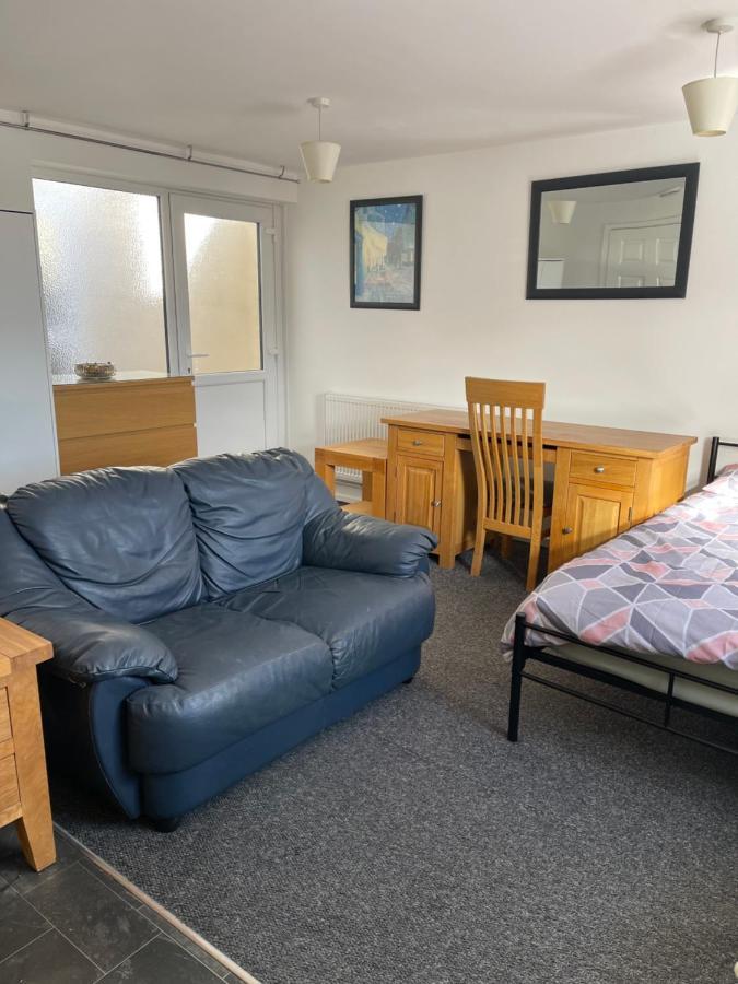 Spacious, Sleeps 17, 3 Bathrooms, Parking, Mansfield Exteriér fotografie