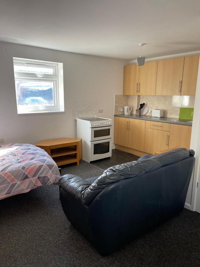 Spacious, Sleeps 17, 3 Bathrooms, Parking, Mansfield Exteriér fotografie