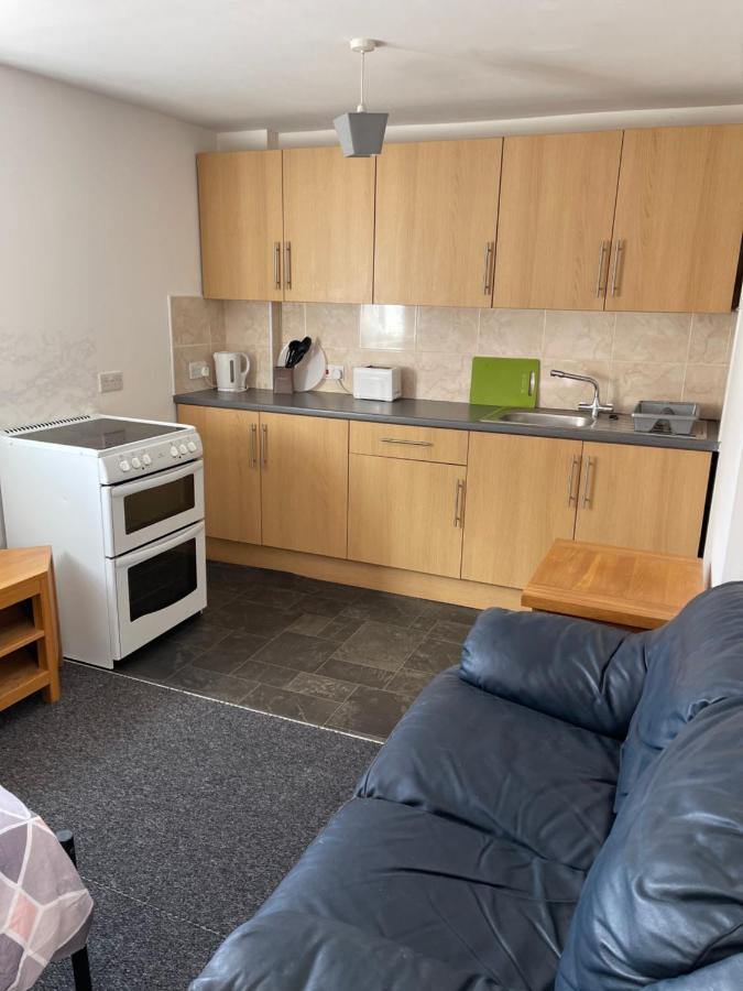 Spacious, Sleeps 17, 3 Bathrooms, Parking, Mansfield Exteriér fotografie